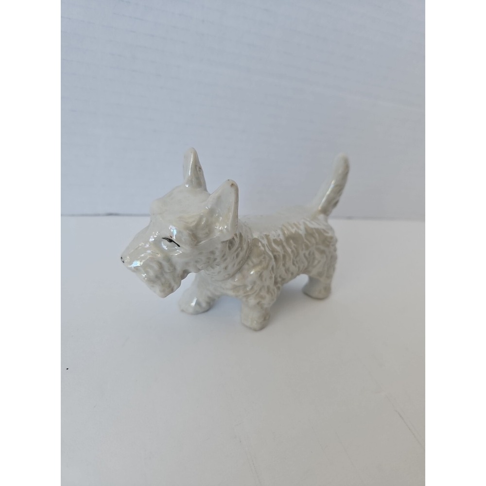 Vintage Scottish Terrier Scottie Dog Ceramic Figurine Iridescent white Japan